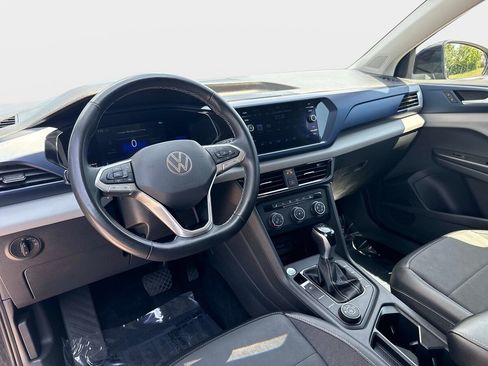 Used 2022 Volkswagen Taos SE AWD/4WD image 15