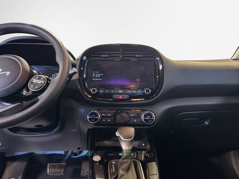 Certified 2023 Kia Soul S FWD image 22
