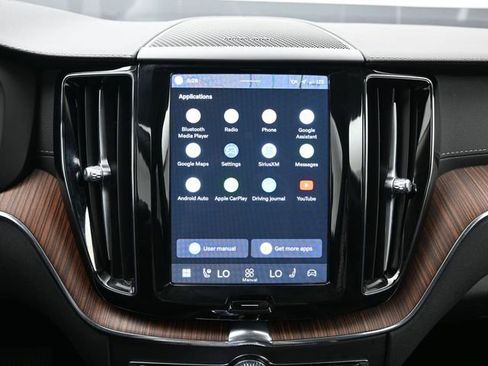 Used 2024 Volvo XC60 B5 Ultimate w/ Climate Package image 20