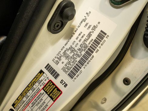 Used 2020 Toyota Tacoma TRD Off-Road w/ TRD Premium Off Road Package image 20