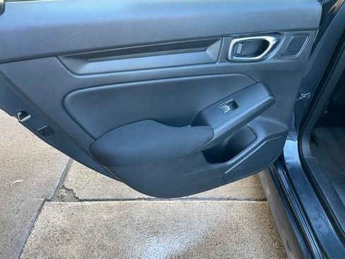 Used 2022 Honda Civic Sport image 24