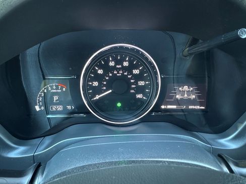 Used 2022 Honda HR-V EX image 15