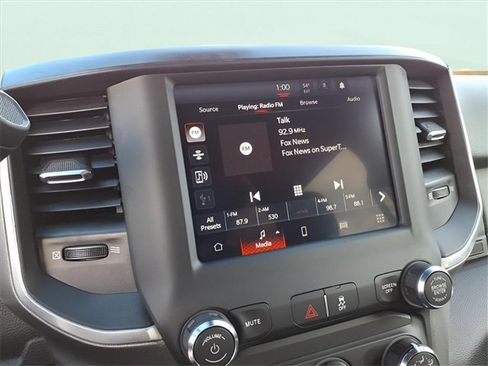 Used 2024 RAM 2500 Big Horn image 17