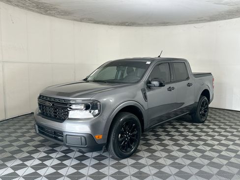 Used 2023 Ford Maverick XLT w/ Black Appearance Package FWD image 7