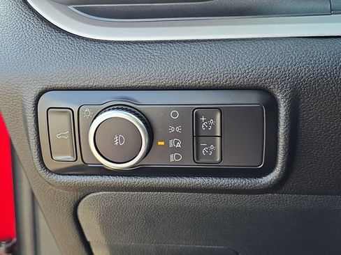 Certified 2023 Ford Explorer XLT w/ Equipment Group 202A AWD/4WD image 10