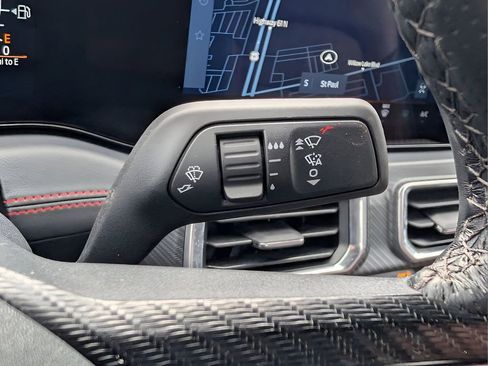 Used 2025 Ford Mustang GT Premium image 22