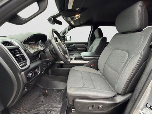 Used 2022 RAM 1500 Big Horn AWD/4WD image 10