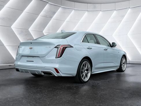 Used 2022 Cadillac CT4 Premium Luxury RWD image 5