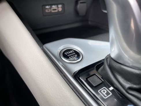 Used 2025 Nissan Altima 2.5 SV FWD image 26