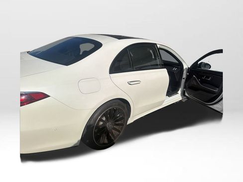 Used 2023 Mercedes-Benz S 500 S 500 image 9