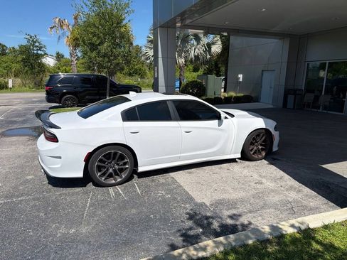Used 2020 Dodge Charger Scat Pack w/ Plus Group RWD image 4