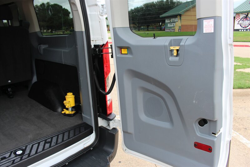 Used 2018 Ford Transit 150 XL RWD image 12