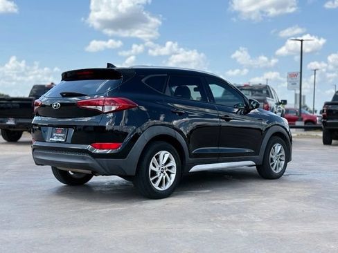 Used 2018 Hyundai Tucson SEL FWD image 2