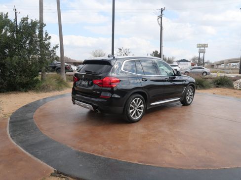 Used 2019 BMW X3 sDrive30i w/ Driving Assistance Package image 2