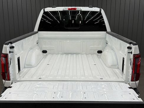 Used 2026 Ford F150 Lariat AWD/4WD image 17