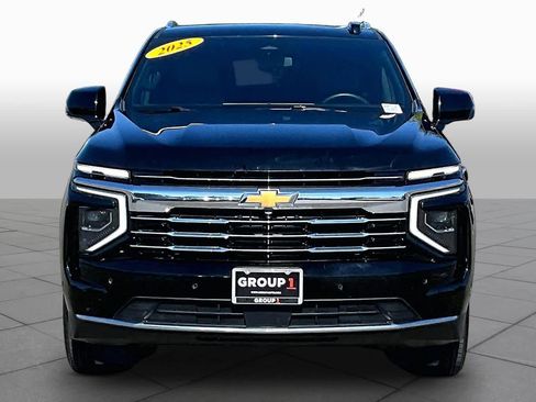 Used 2025 Chevrolet Tahoe LT AWD/4WD image 3
