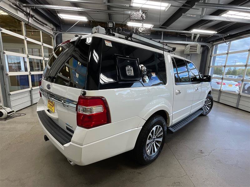 Used 2017 Ford Expedition EL XLT AWD/4WD image 5
