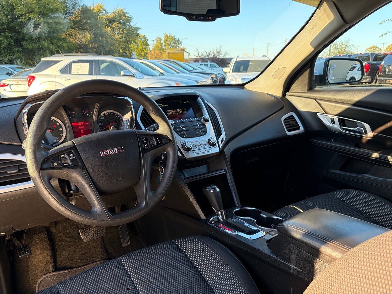 Used 2017 GMC Terrain SLE FWD image 10