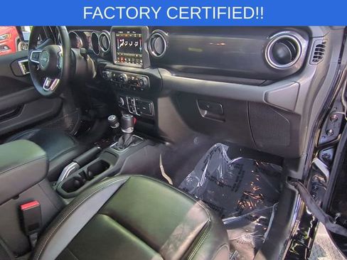 Used 2022 Jeep Wrangler Unlimited Sahara AWD/4WD image 33