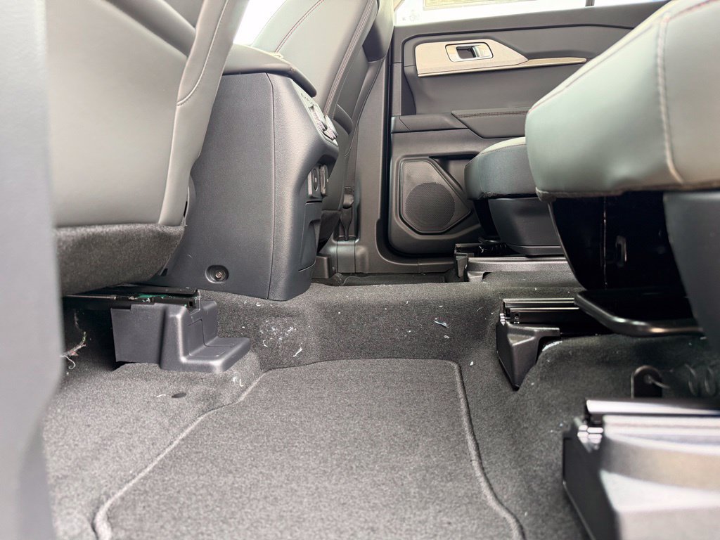 New 2026 Ford Explorer Active w/ Active Comfort Package RWD image 13