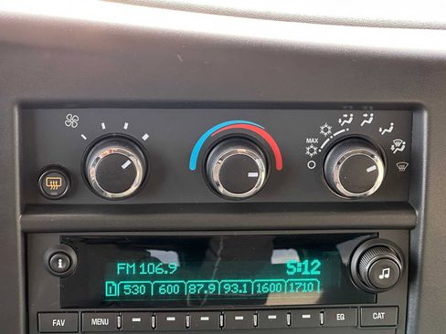 New 2025 GMC Savana 3500 LS w/ Cold Climate Package RWD image 31