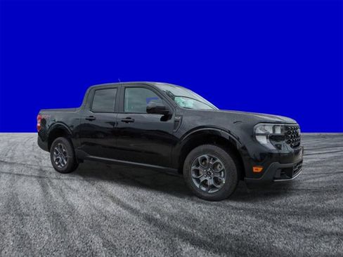 New 2025 Ford Maverick XLT w/ XLT Luxury Package image 2