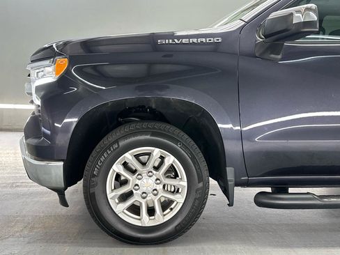 Used 2024 Chevrolet Silverado 1500 LT AWD/4WD image 4
