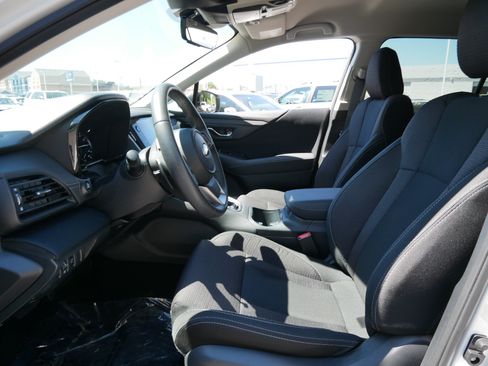 Used 2025 Subaru Outback Premium AWD/4WD image 33