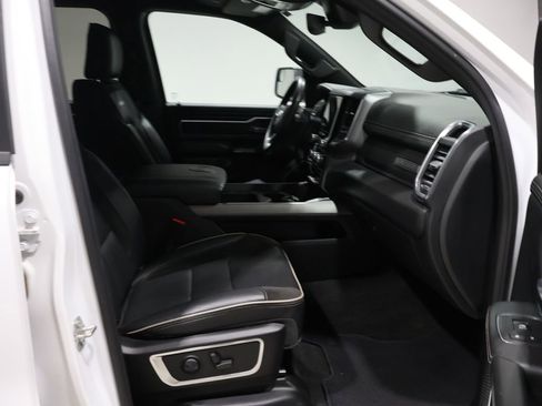 Used 2024 RAM 1500 Laramie image 23