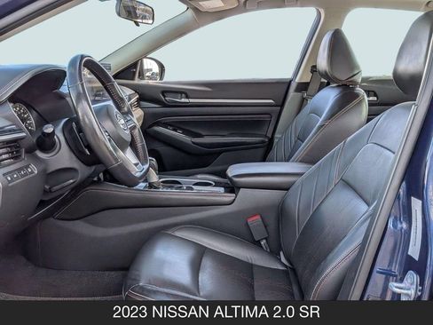 Used 2023 Nissan Altima 2.0 SR FWD image 14