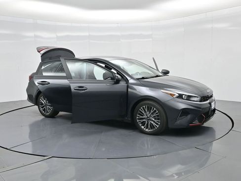 Used 2024 Kia Forte GT-Line image 24
