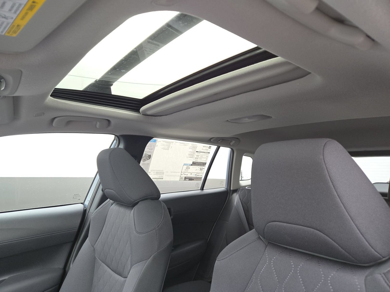 New 2026 Toyota Corolla Cross LE w/ Moonroof Package FWD image 27