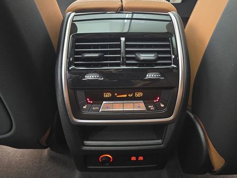 Certified 2025 BMW X5 xDrive40i w/ M Sport Package image 25