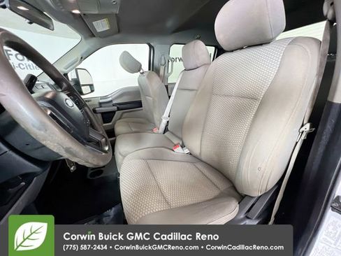 Used 2019 Ford F250 XLT w/ XLT Premium Package image 23