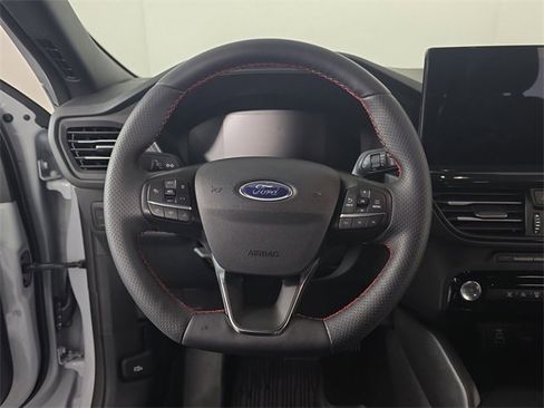 Used 2025 Ford Escape ST-Line Select w/ Tech Pack #1 image 10