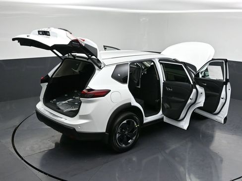 New 2026 Nissan Rogue SV image 34
