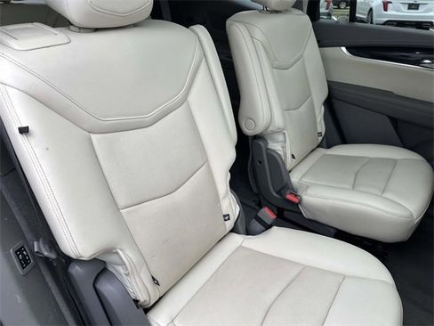 Used 2021 Cadillac XT6 Premium Luxury image 27