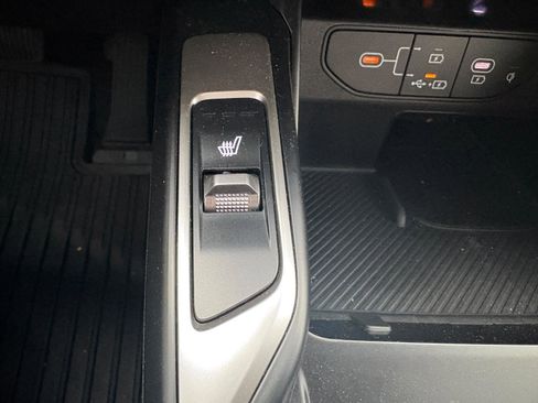 Used 2025 Kia Sorento EX w/ Panoramic Sunroof Package FWD image 35