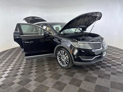 Used 2017 Lincoln MKX Reserve w/ Luxury Package AWD/4WD image 14