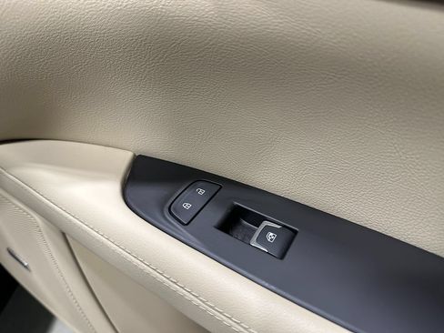 Used 2020 Cadillac CT6 Luxury AWD/4WD image 12
