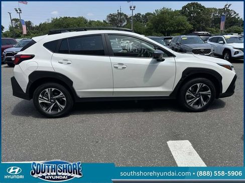 Used 2024 Subaru Crosstrek 2.0i Premium AWD/4WD image 5