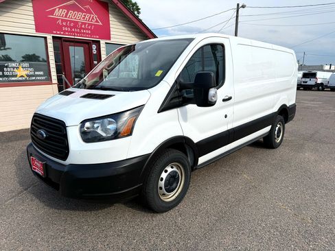 Used 2019 Ford Transit 250 130 Low Roof image 4