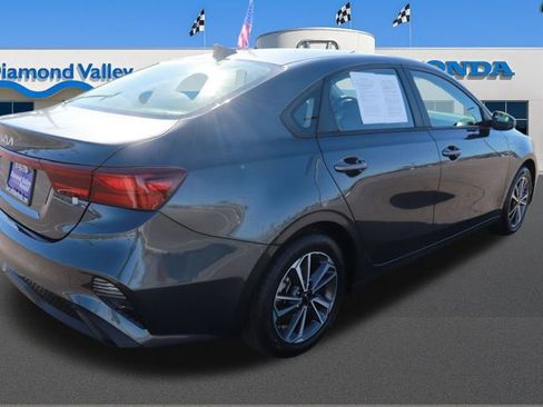 Used 2023 Kia Forte LXS image 6