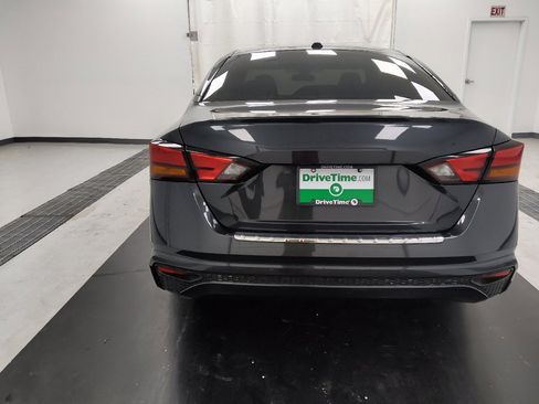 Used 2022 Nissan Altima 2.5 SV FWD image 6