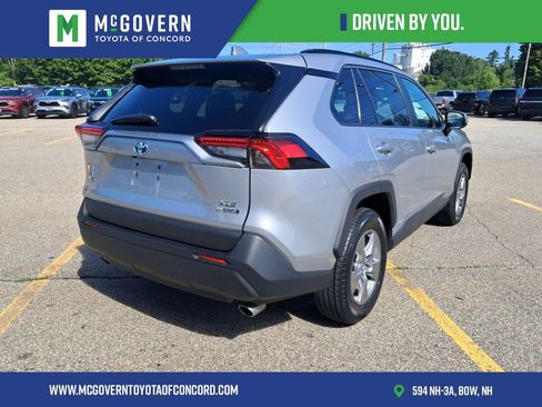 Used 2024 Toyota RAV4 XLE w/ Convenience Package AWD/4WD image 7