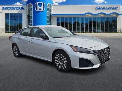 Used 2024 Nissan Altima 2.5 SV