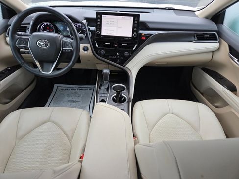 Used 2023 Toyota Camry XLE image 21