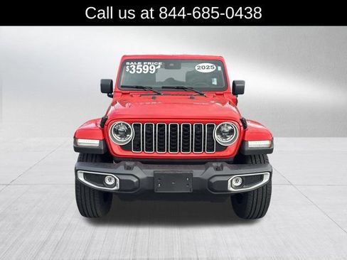 Certified 2025 Jeep Wrangler Unlimited Sahara w/ Safety Group AWD/4WD image 2
