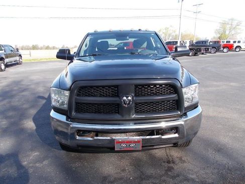 Used 2016 RAM 3500 Tradesman w/ Popular Equipment Group image 9