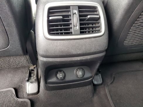 Used 2017 Kia Sorento LX image 33